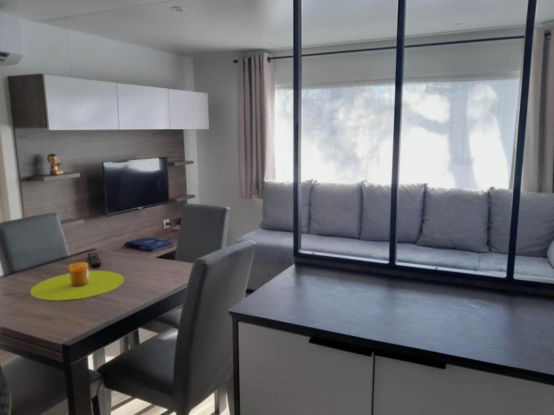 Mobil-Home Oliviers 1 Вальрас-Плаж Екстер'єр фото